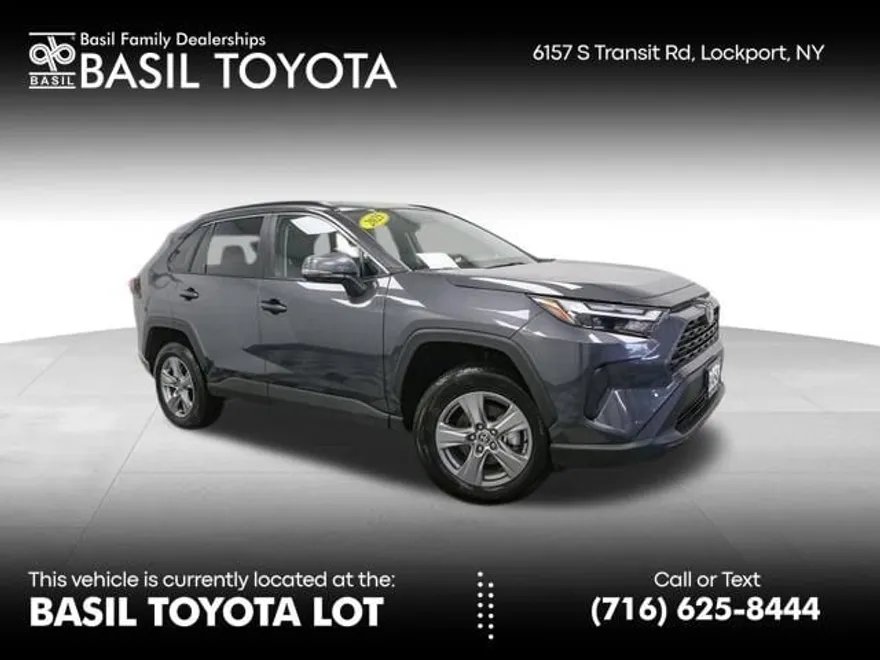 2025 Toyota RAV4 XLE photo 1
