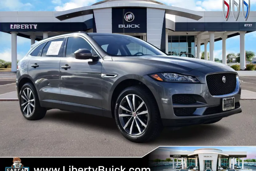 2018 Jaguar F-PACE Prestige photo 1