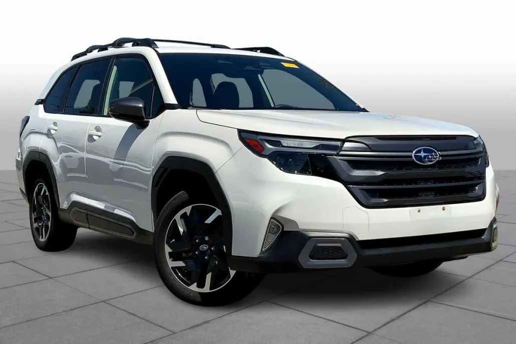 2025 Subaru Forester Limited photo 1