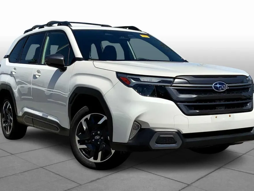 2025 Subaru Forester Limited photo 1