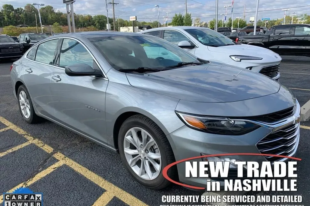 2023 Chevrolet Malibu 1LT photo 1