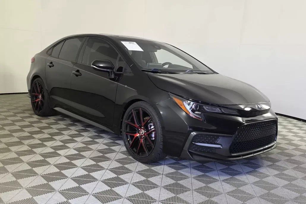 2021 Toyota Corolla SE photo 1