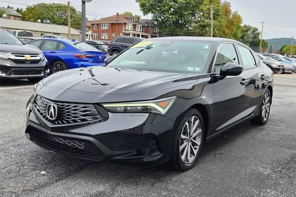 2023 Acura Integra Base photo 1