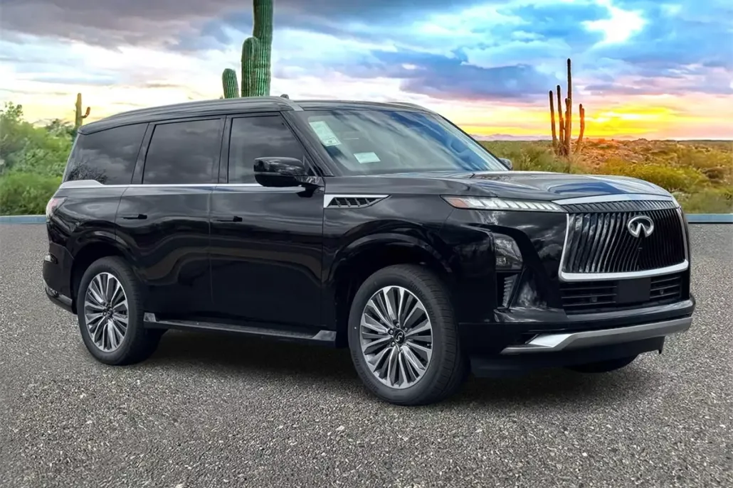 2025 Infiniti QX80 Luxe photo 1