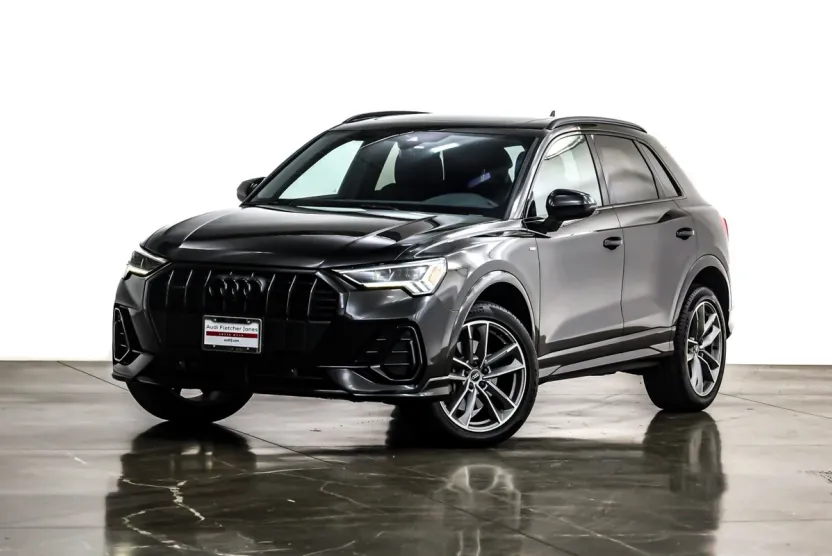 2022 Audi Q3 S line Premium Plus 45 TFSI photo 1