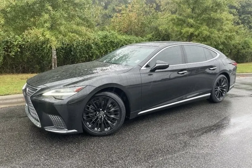 2021 Lexus LS 500 photo 1