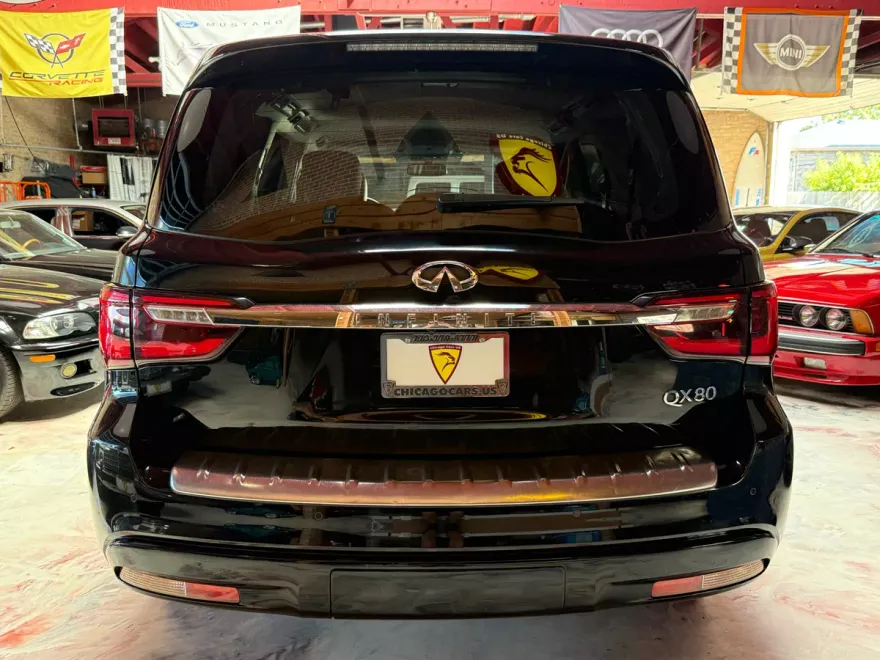 2019 Infiniti QX80 Limited photo 1