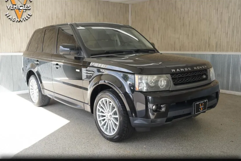 2011 Land Rover Range Rover Sport HSE photo 1