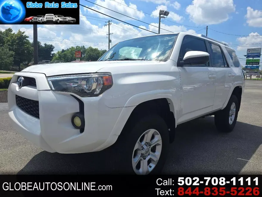 2016 Toyota 4Runner SR5 photo 1