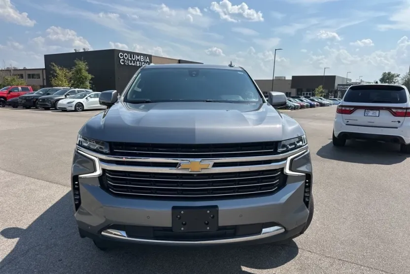 2021 Chevrolet Tahoe LT photo 1