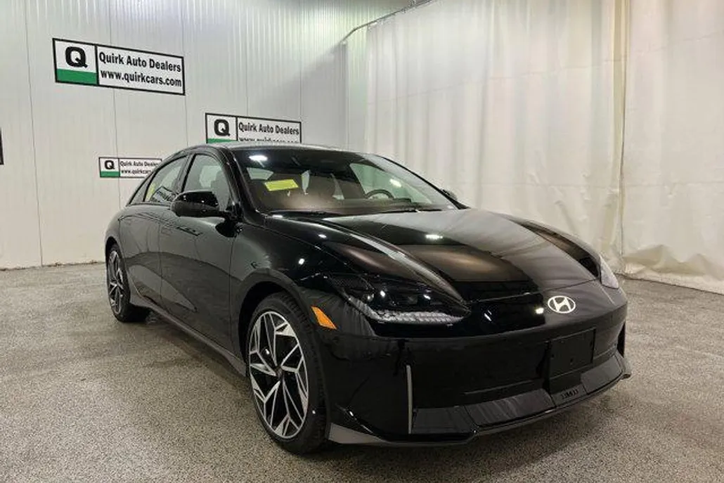 2025 Hyundai Ioniq 6 Limited photo 1
