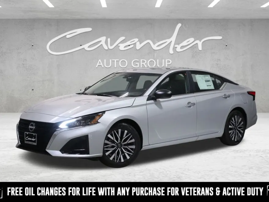 2025 Nissan Altima SV photo 1