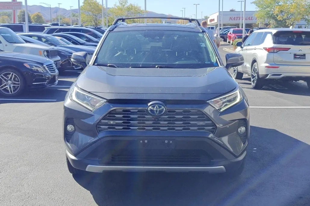 2020 Toyota RAV4 Hybrid Limited photo 1