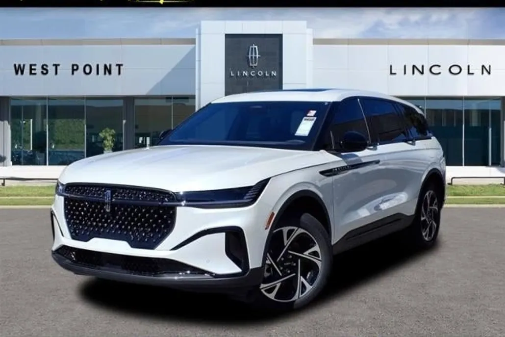 2025 Lincoln Nautilus Premiere photo 1