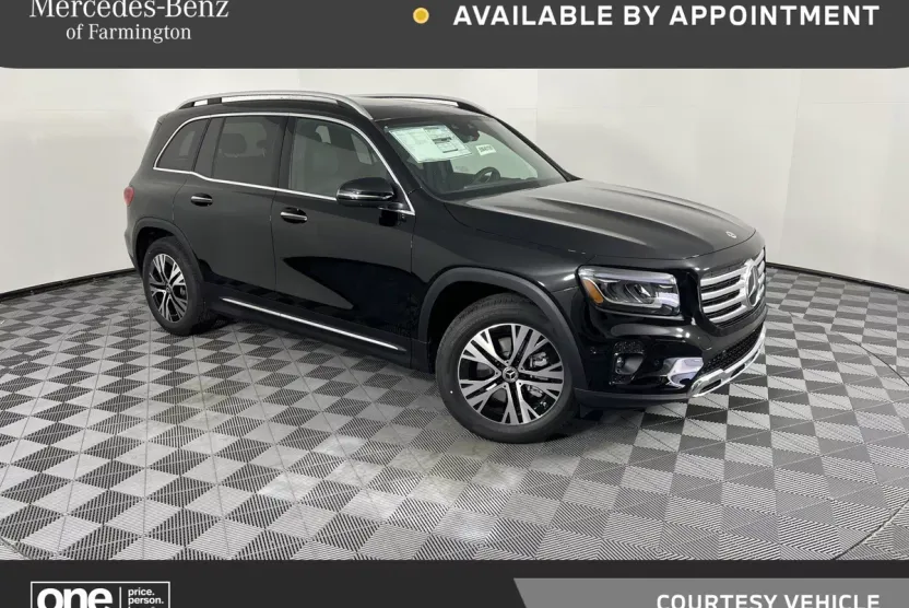 2024 Mercedes Benz GLB 250 photo 1