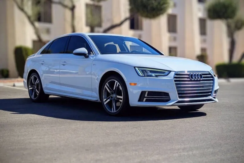 2018 Audi A4 Premium Plus S line photo 1
