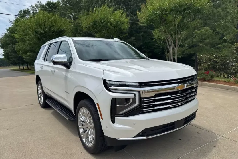 2025 Chevrolet Tahoe Premier photo 1
