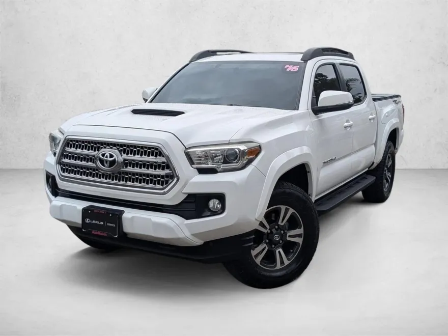 2016 Toyota Tacoma SR5 TRD Sport photo 1