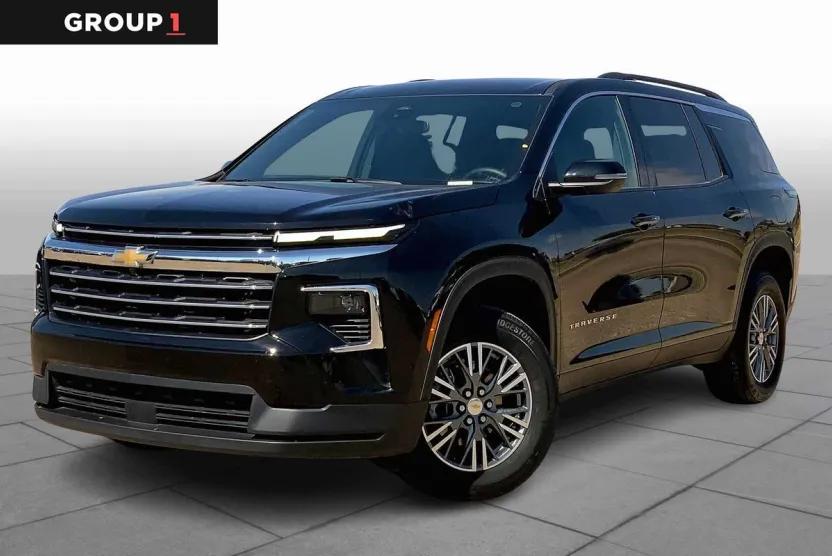 2025 Chevrolet Traverse photo 1