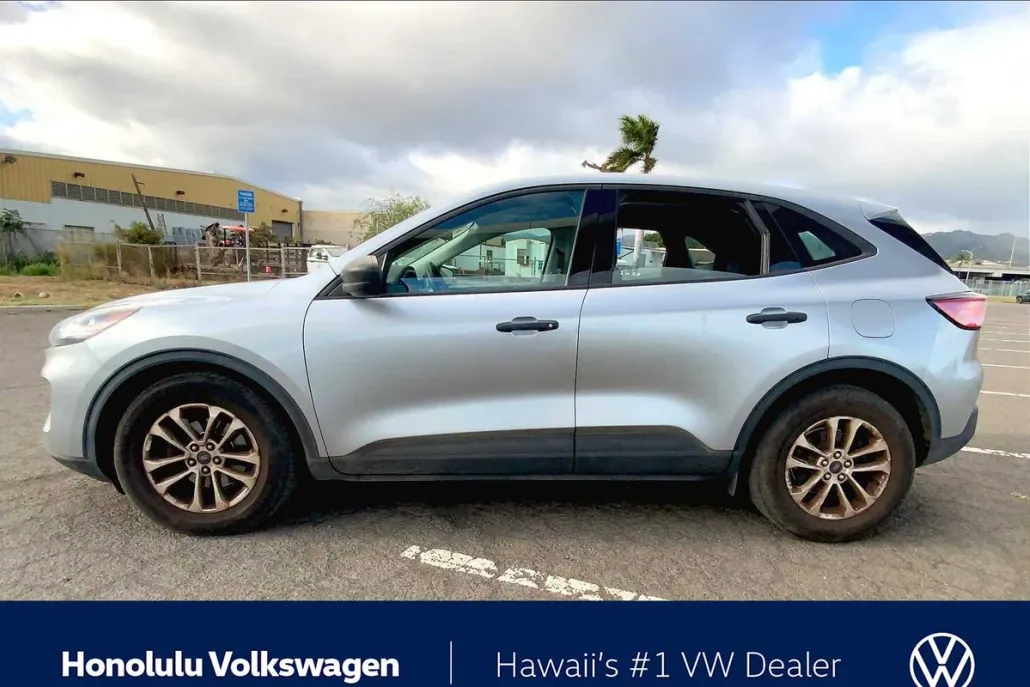 2021 Ford Escape S photo 1