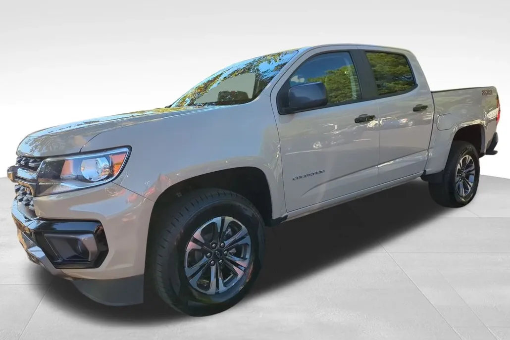 2022 Chevrolet Colorado Z71 photo 1