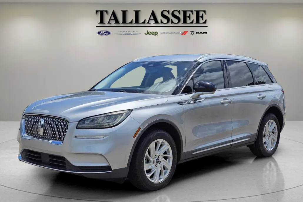 2021 Lincoln Corsair Standard photo 1