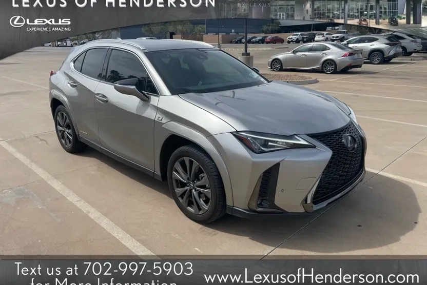 2022 Lexus UX 250h F SPORT photo 1