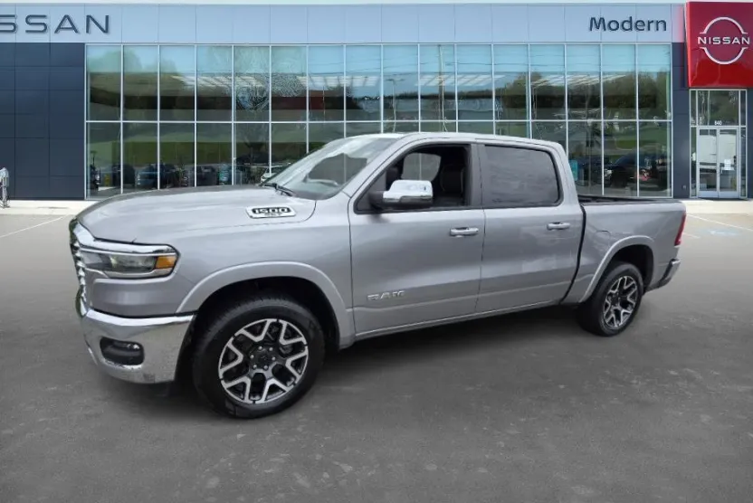 2025 Ram 1500 Laramie photo 1