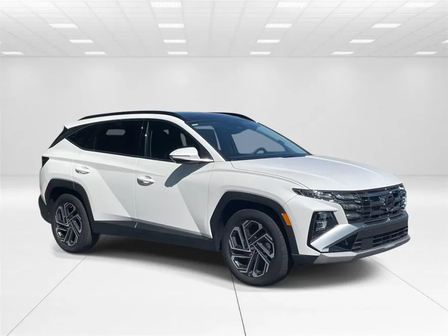 2025 Hyundai Tucson Limited photo 1