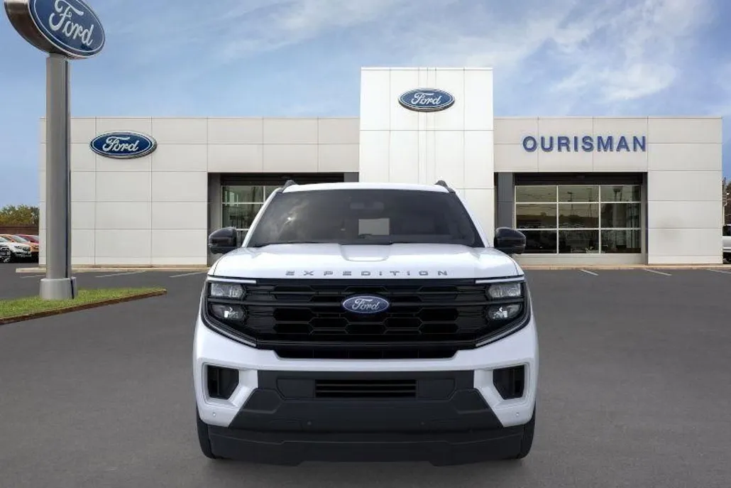 2025 Ford Expedition MAX photo 1