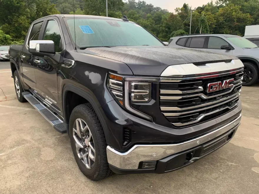 2024 Gmc Sierra 1500 SLT photo 1