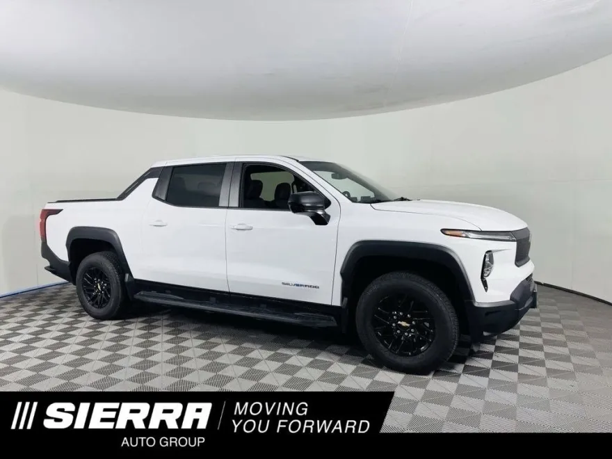 2024 Chevrolet Silverado EV Work Truck photo 1