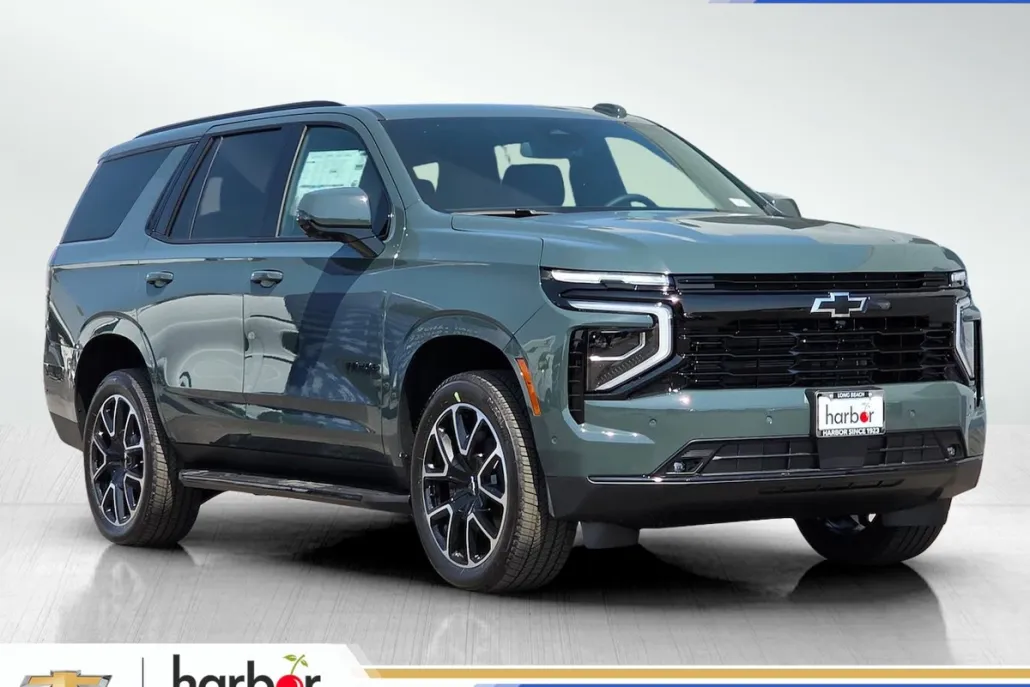 2025 Chevrolet Tahoe RST photo 1