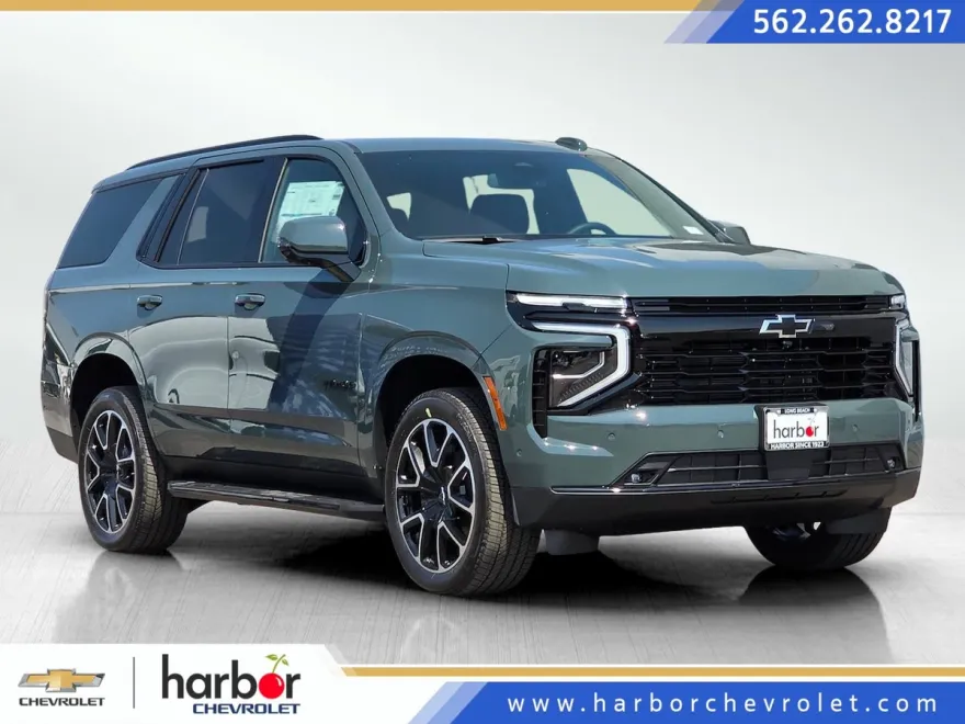 2025 Chevrolet Tahoe RST photo 1