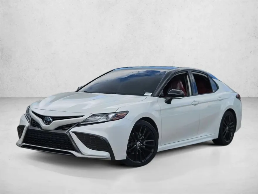 2021 Toyota Camry XSE photo 1