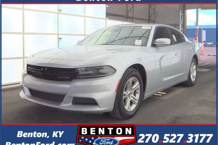 2021 Dodge Charger SXT photo 1