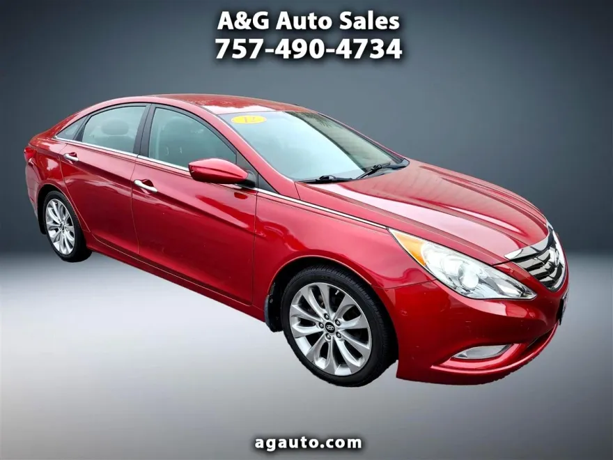 2012 Hyundai Sonata SE photo 1