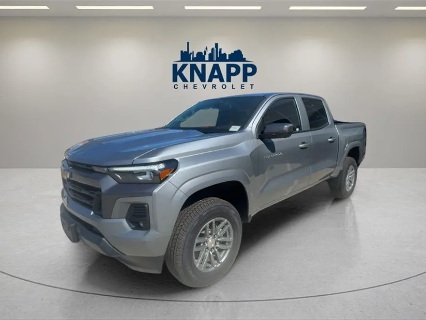 2026 Chevrolet Colorado LT photo 1