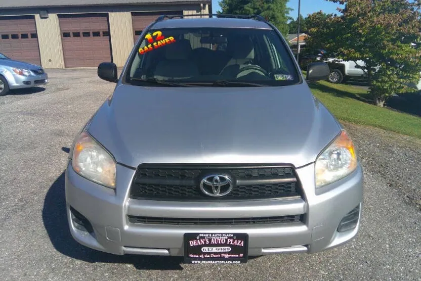 2012 Toyota RAV4 Base photo 1