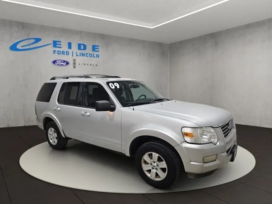 2009 Ford F-150 XLT photo 1