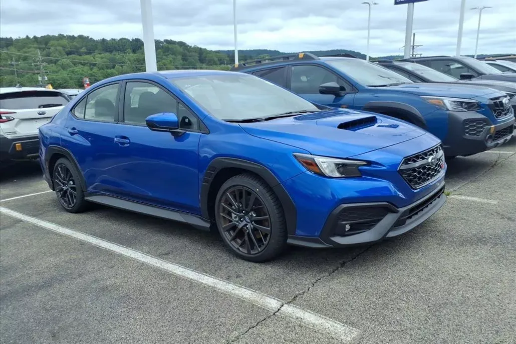 2025 Subaru WRX Premium photo 1