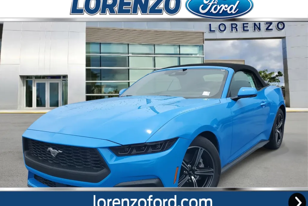 2025 Ford Mustang EcoBoost Premium photo 1