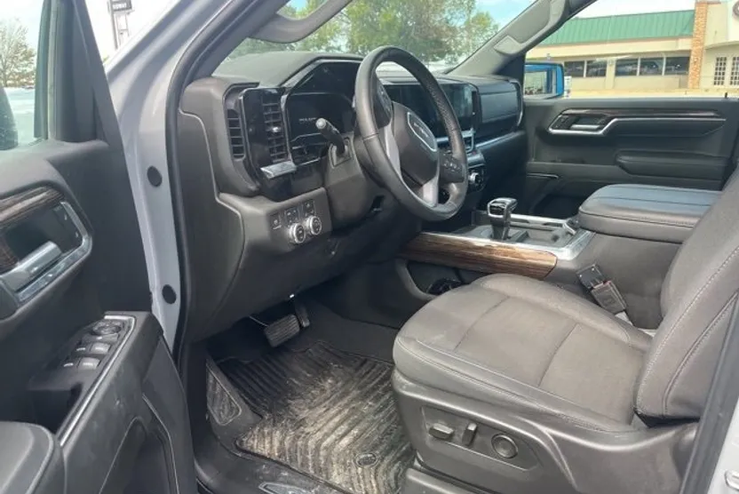 2024 Gmc Sierra 1500 Elevation photo 1