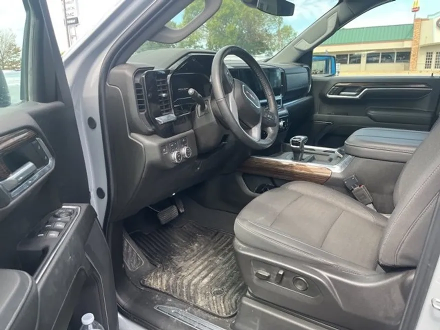 2024 Gmc Sierra 1500 Elevation photo 1