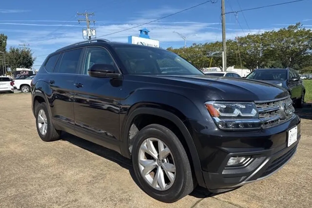 2018 Volkswagen Atlas V6 SE photo 1