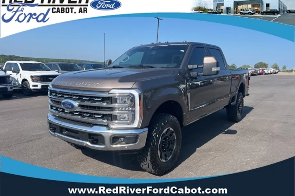 2023 Ford F-250 photo 1