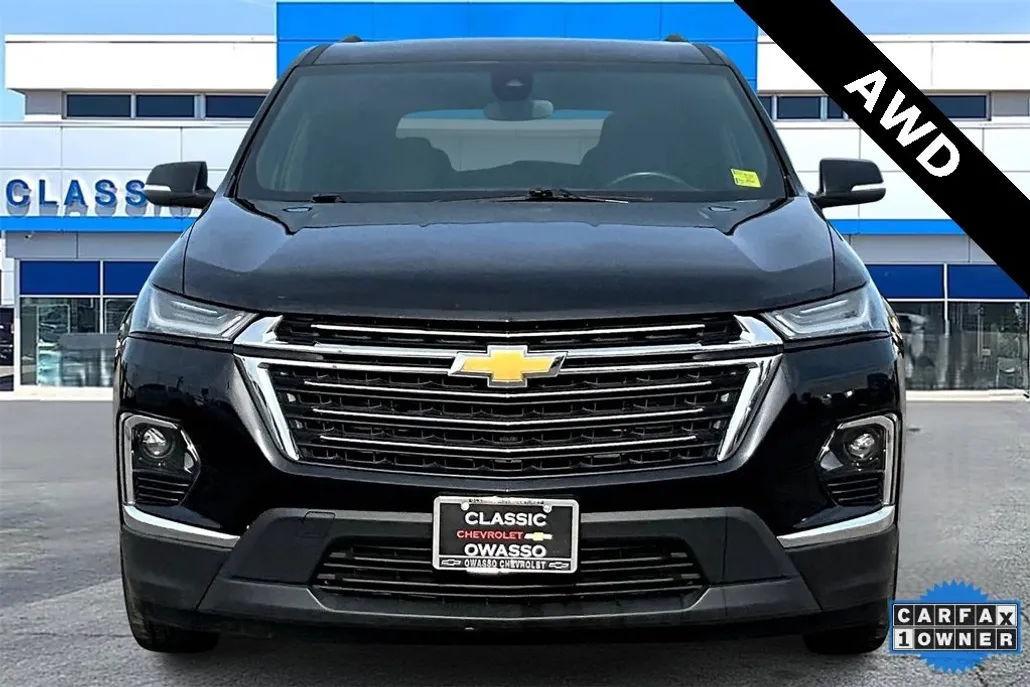2023 Chevrolet Traverse photo 1