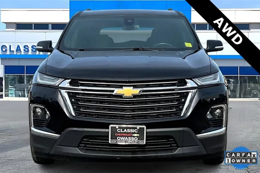 2023 Chevrolet Traverse photo 1