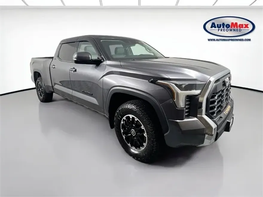 2022 Toyota Tundra SR5 photo 1
