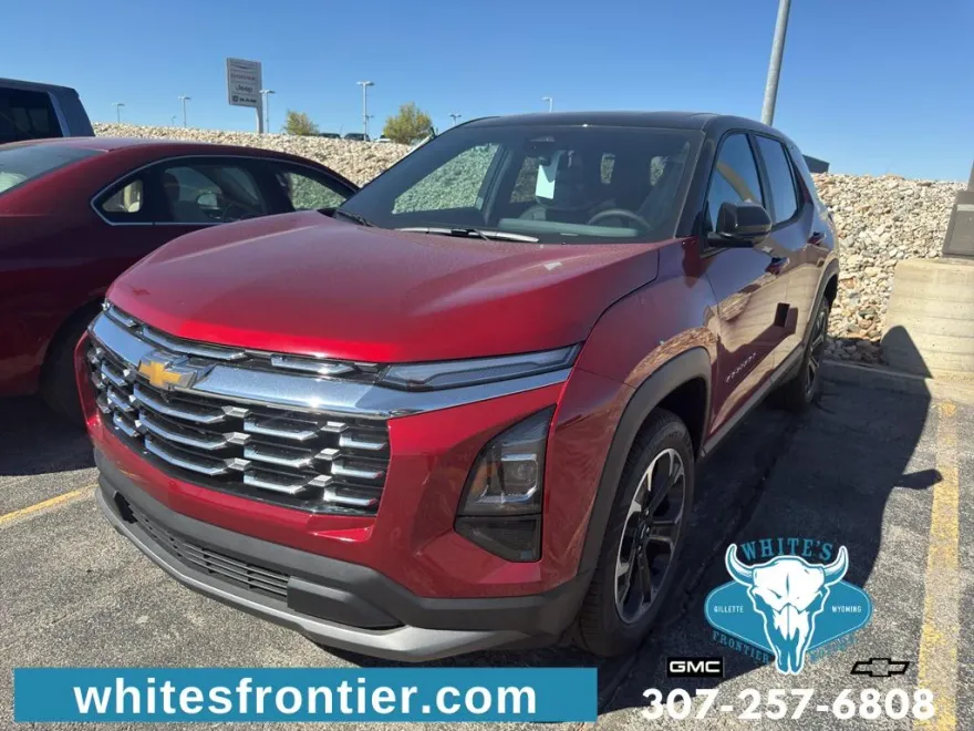 2026 Chevrolet Equinox LT photo 1